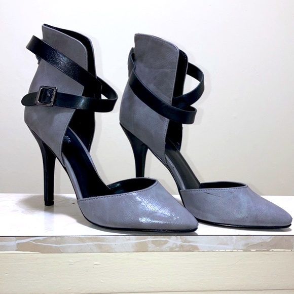 Heels; Business - Picture 1 of 1